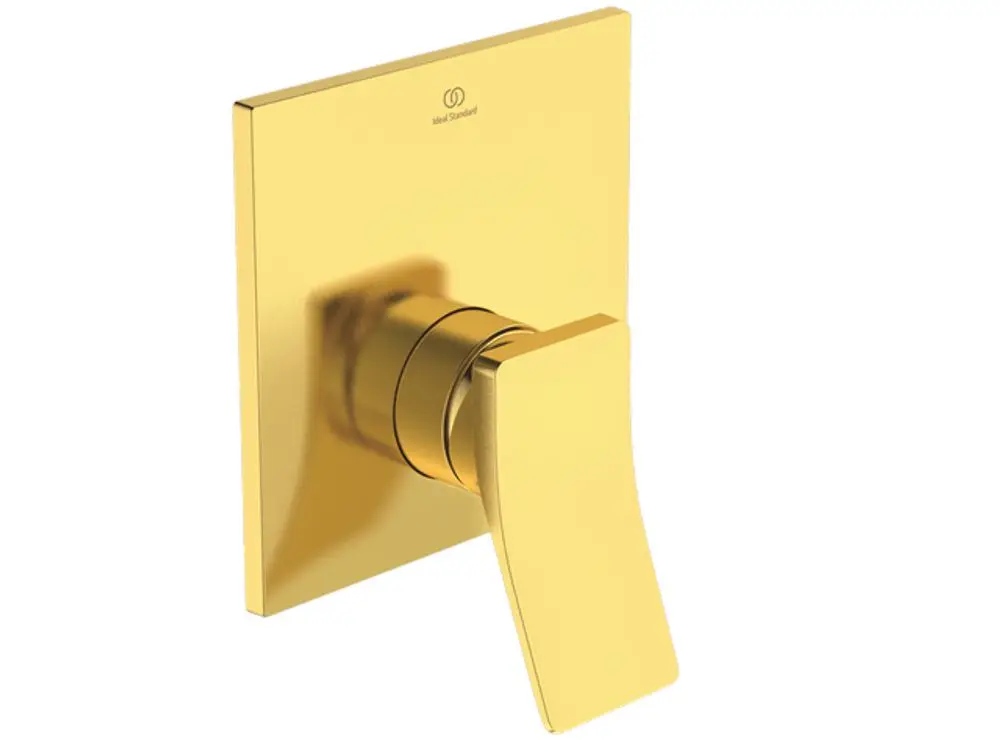 Wandmontierte Armatur in Goldoptik von Ideal Standard, mit einem dreieckigen Griff zur Steuerung des Wassers. Einfaches, modernes Design.